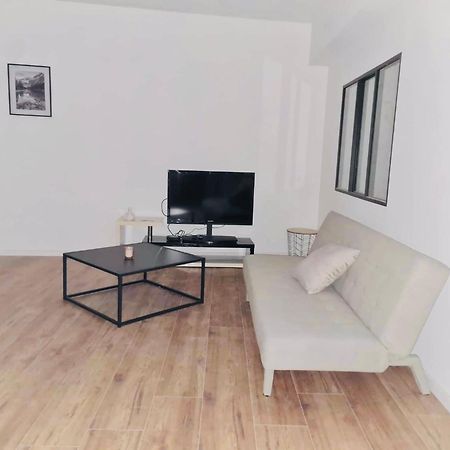 Logements 6 Pers A 15 Minutes D Angers Corné Exteriör bild