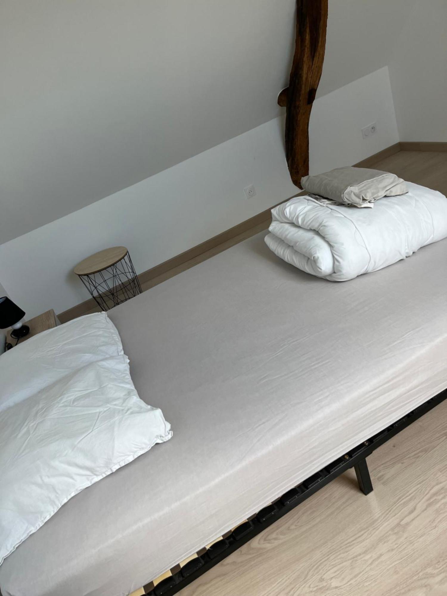 Logements 6 Pers A 15 Minutes D Angers Corné Exteriör bild