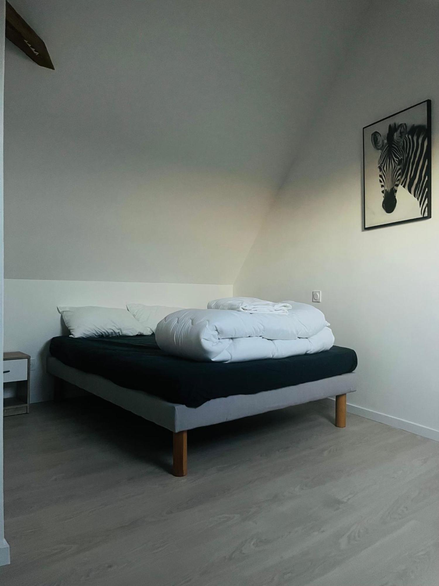 Logements 6 Pers A 15 Minutes D Angers Corné Exteriör bild